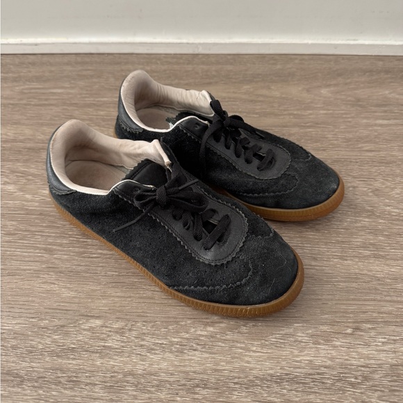Isabel Marant Bryce Sneakers - Picture 1 of 8